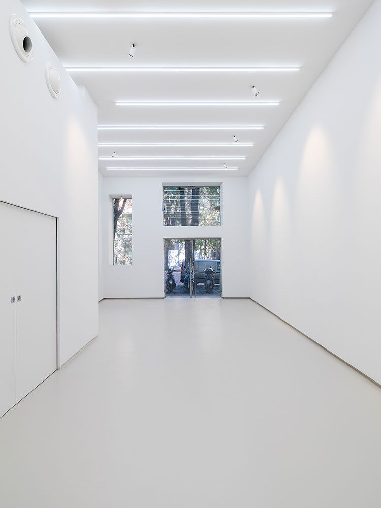 Contatti gallery view.